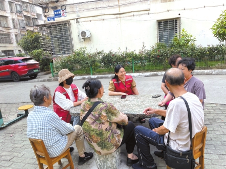 &ldquo;有事就找邵书记！&rdquo;