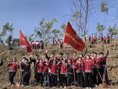 &ldquo;植&rdquo;此新绿　共赴春光